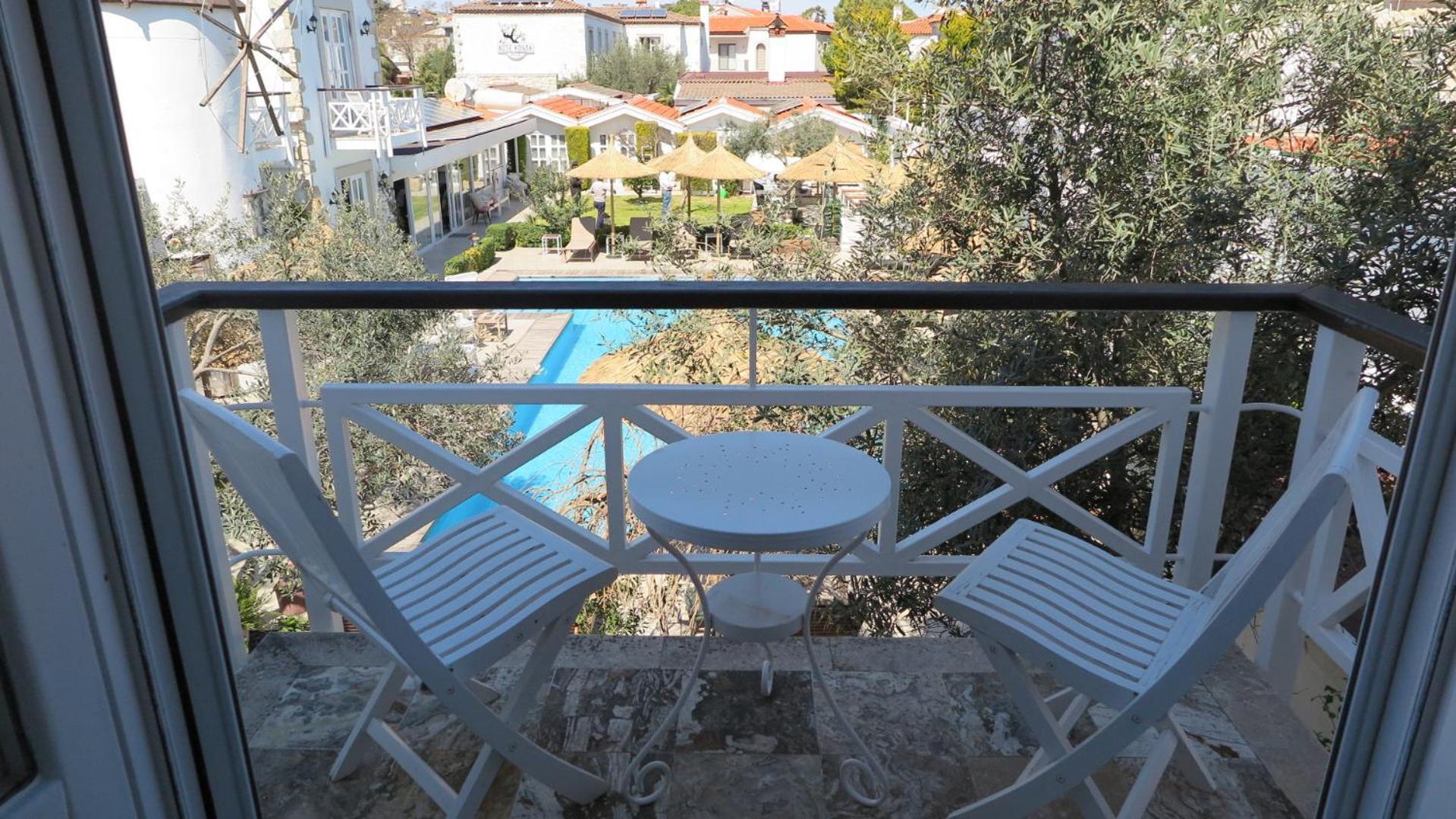 Bay C Hotel Alaçatı Exterior photo
